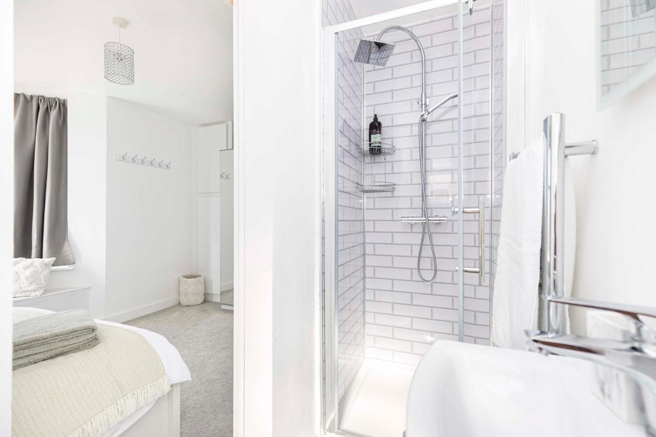 The White House - Lux Southbourne 3 Bed