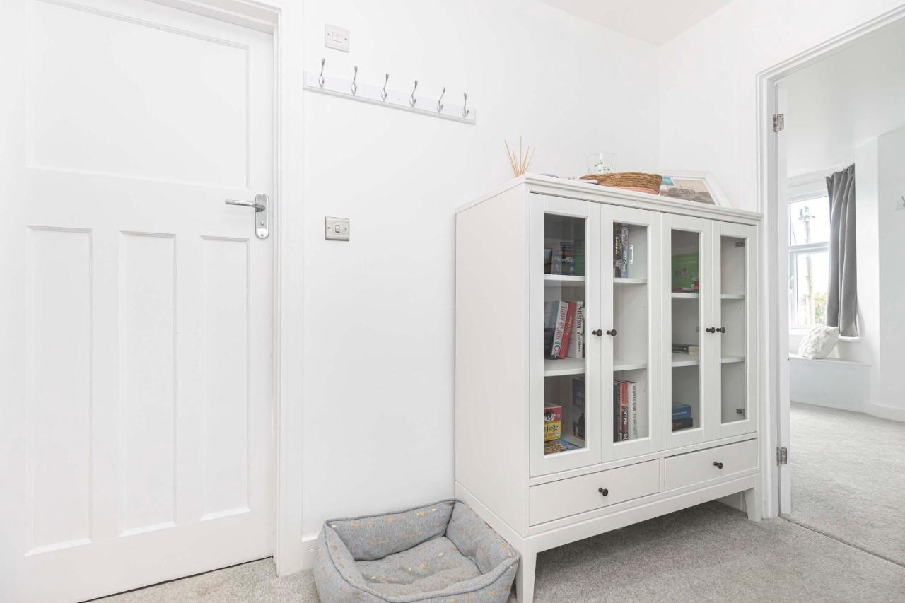 The White House - Lux Southbourne 3 Bed Apartment *